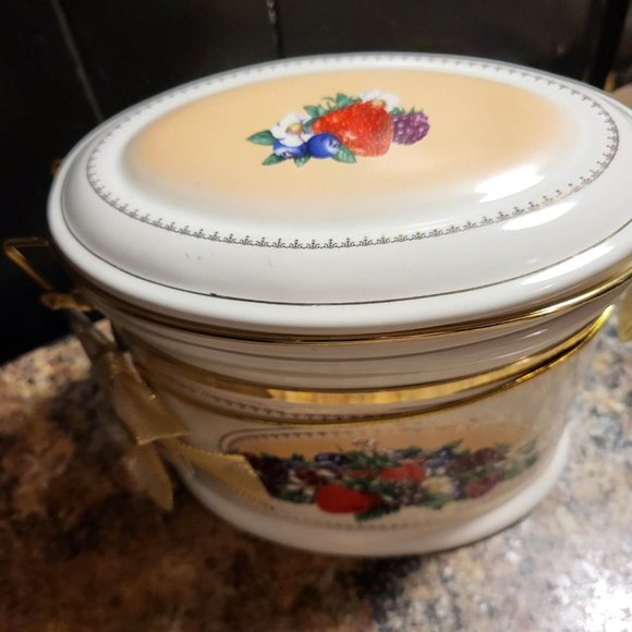 2010 Knotts Berry Farm Oval Cookie Jar - Really Sweet Addition - Picture 9 of 10